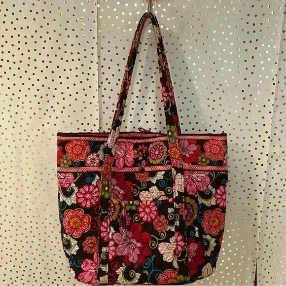 Vera Bradley Handbag - Picture 5 of 9